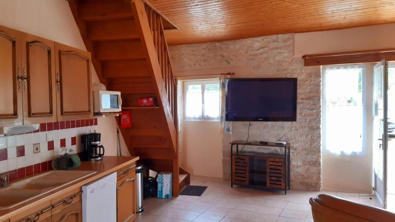 Gites Le Clos De Lamie Avec 2 Piscines Privees Fossemagne Dış mekan fotoğraf