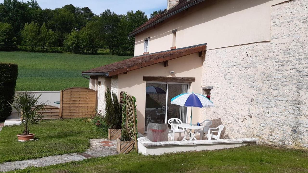 Gites Le Clos De Lamie Avec 2 Piscines Privees Fossemagne Dış mekan fotoğraf