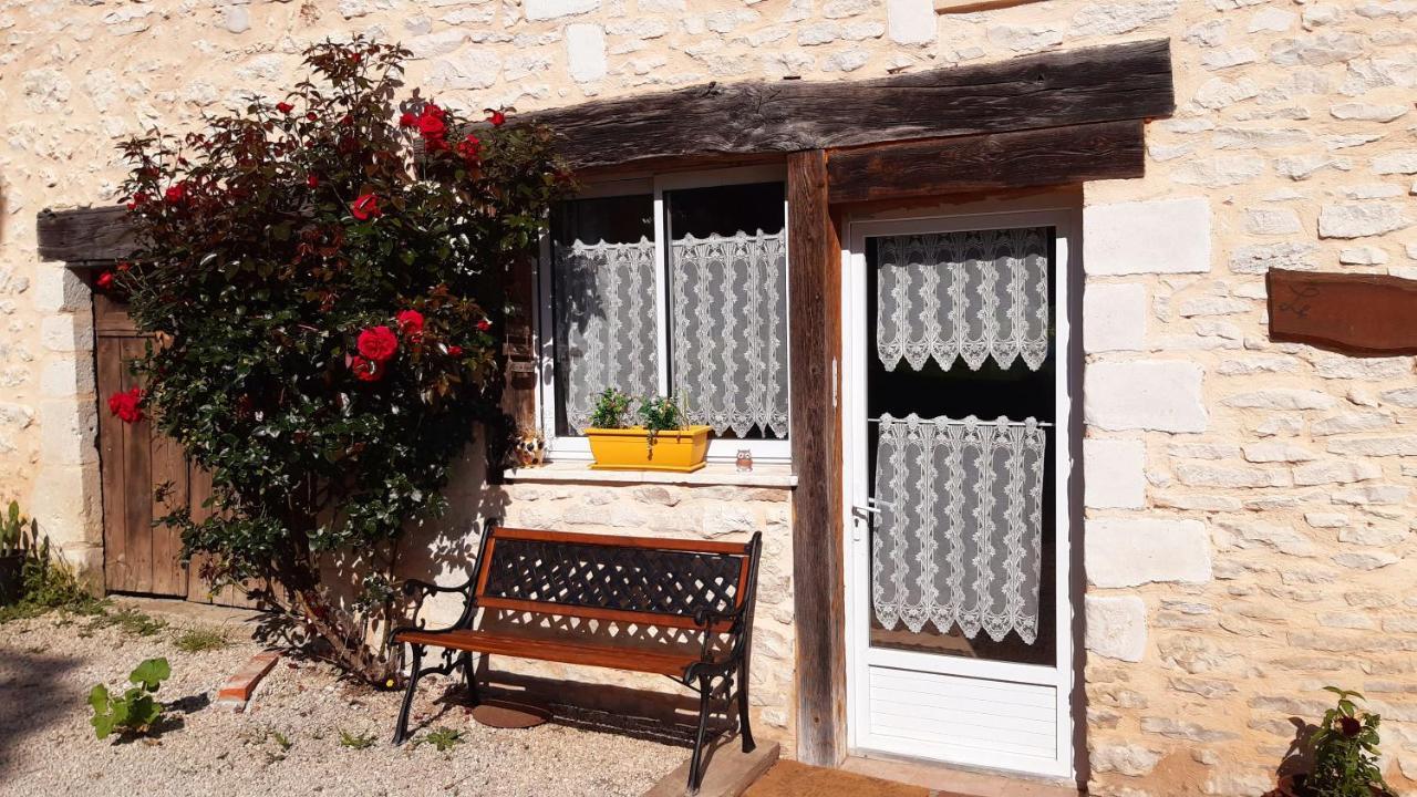 Gites Le Clos De Lamie Avec 2 Piscines Privees Fossemagne Dış mekan fotoğraf